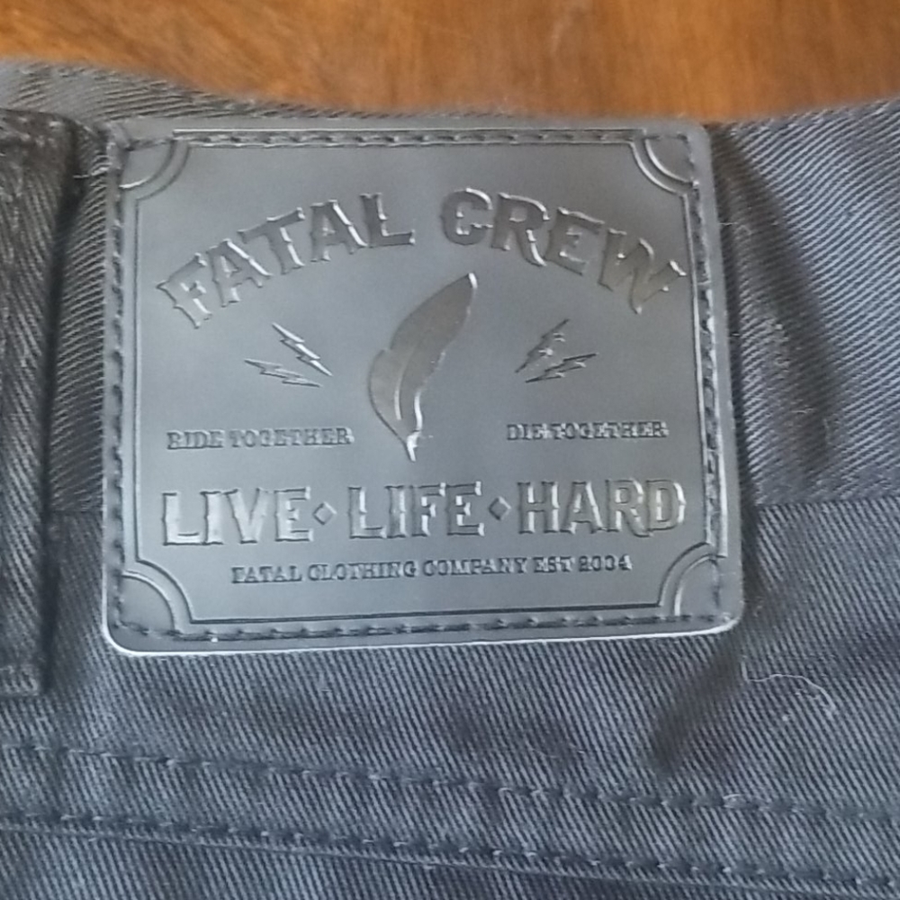 Fatal Shorts - Picture 4 of 5